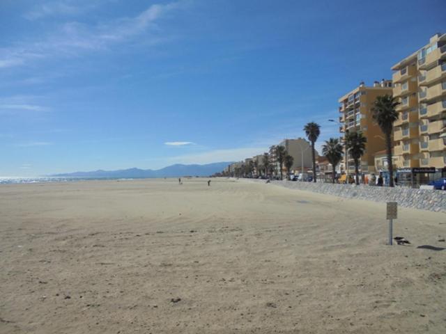 Chambres Tout Confort,Gare Tgv ,Wifi,Clim, Parking,Pt Dejeuner Perpignan Exterior foto